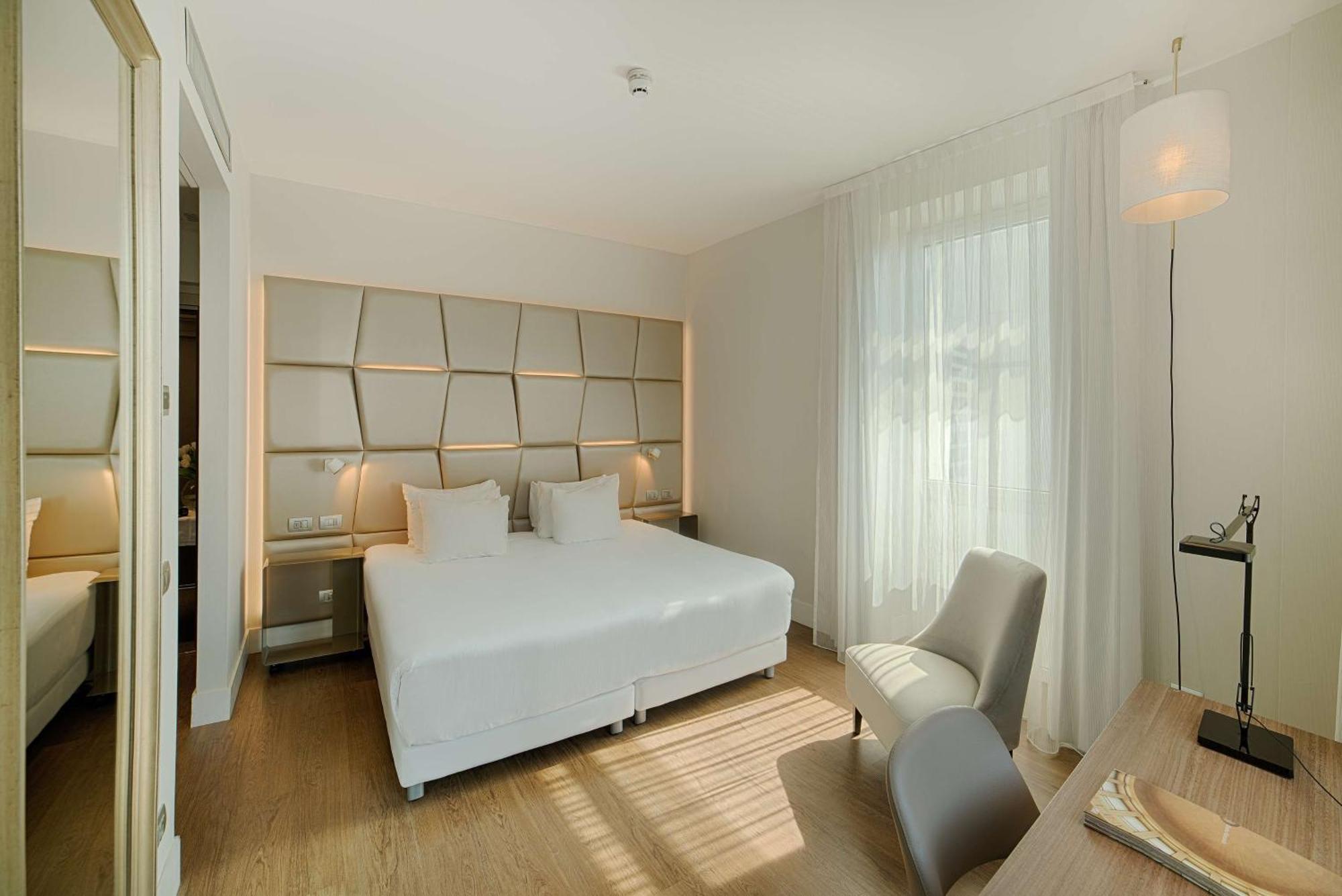 Nh Collection Roma Centro Hotel Bagian luar foto