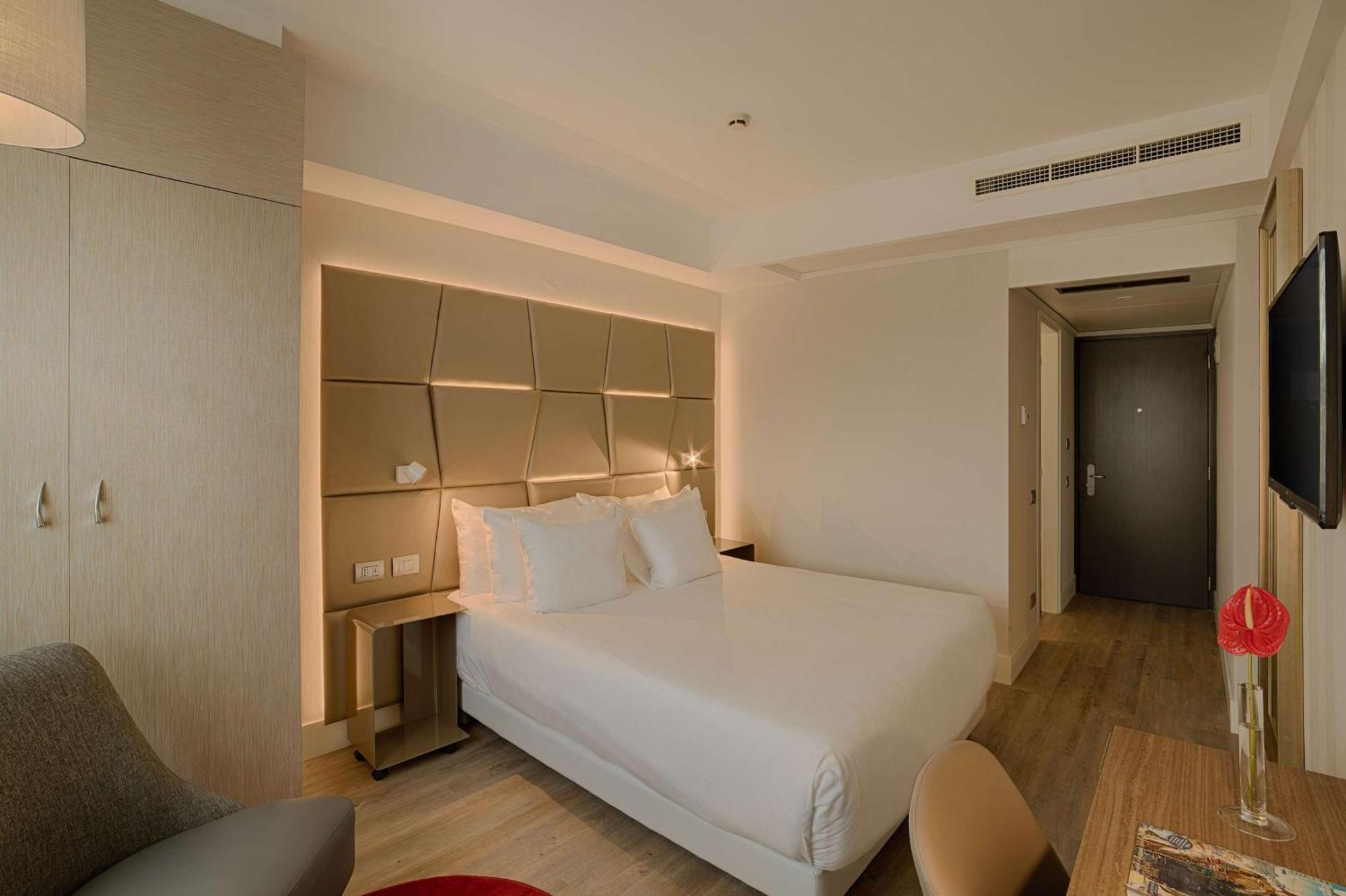 Nh Collection Roma Centro Hotel Bagian luar foto
